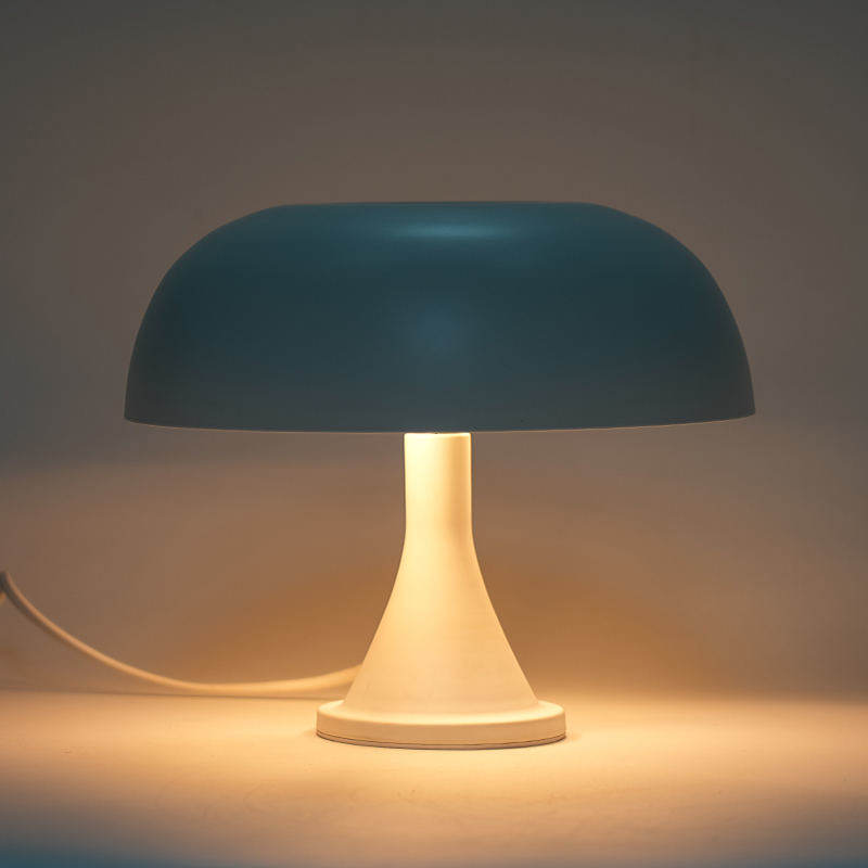 Lampa de masă decorativă pentru ciuperci de casă