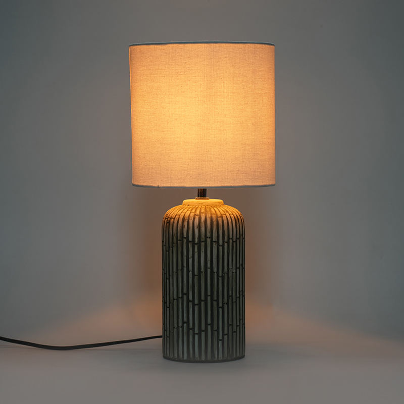 Lampa de masă din ceramică din borcan de garnitură