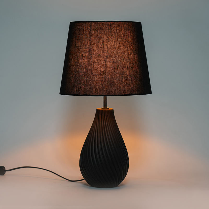 Lampa simplă pentru dormitor pentru casă