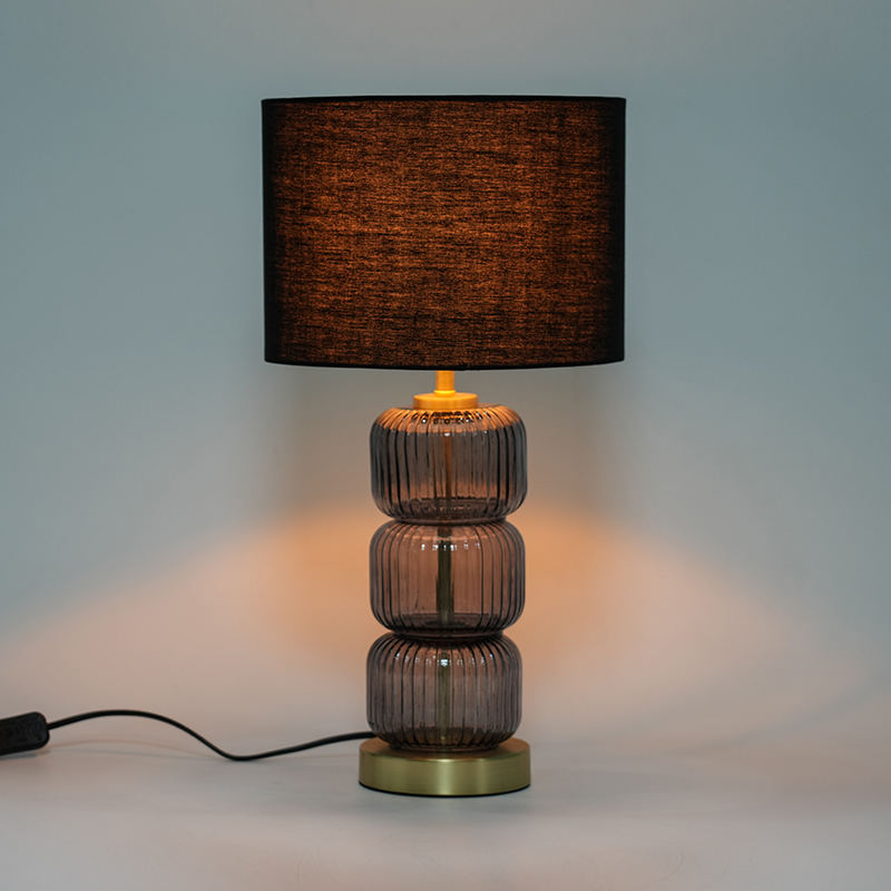 Lampa de masă din sticlă creativă nordică