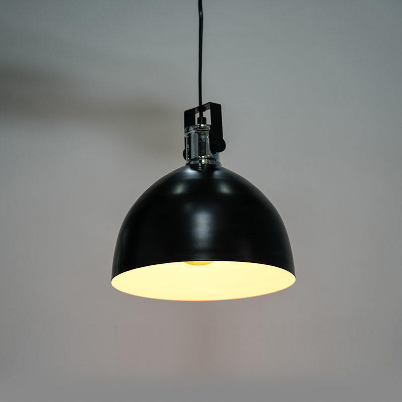 Candelabrul metalului geometric nordic