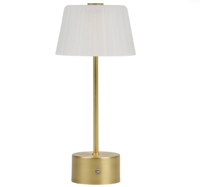 Câtă energie economisește lampa de masă cu LED în comparație cu lămpile tradiționale?
